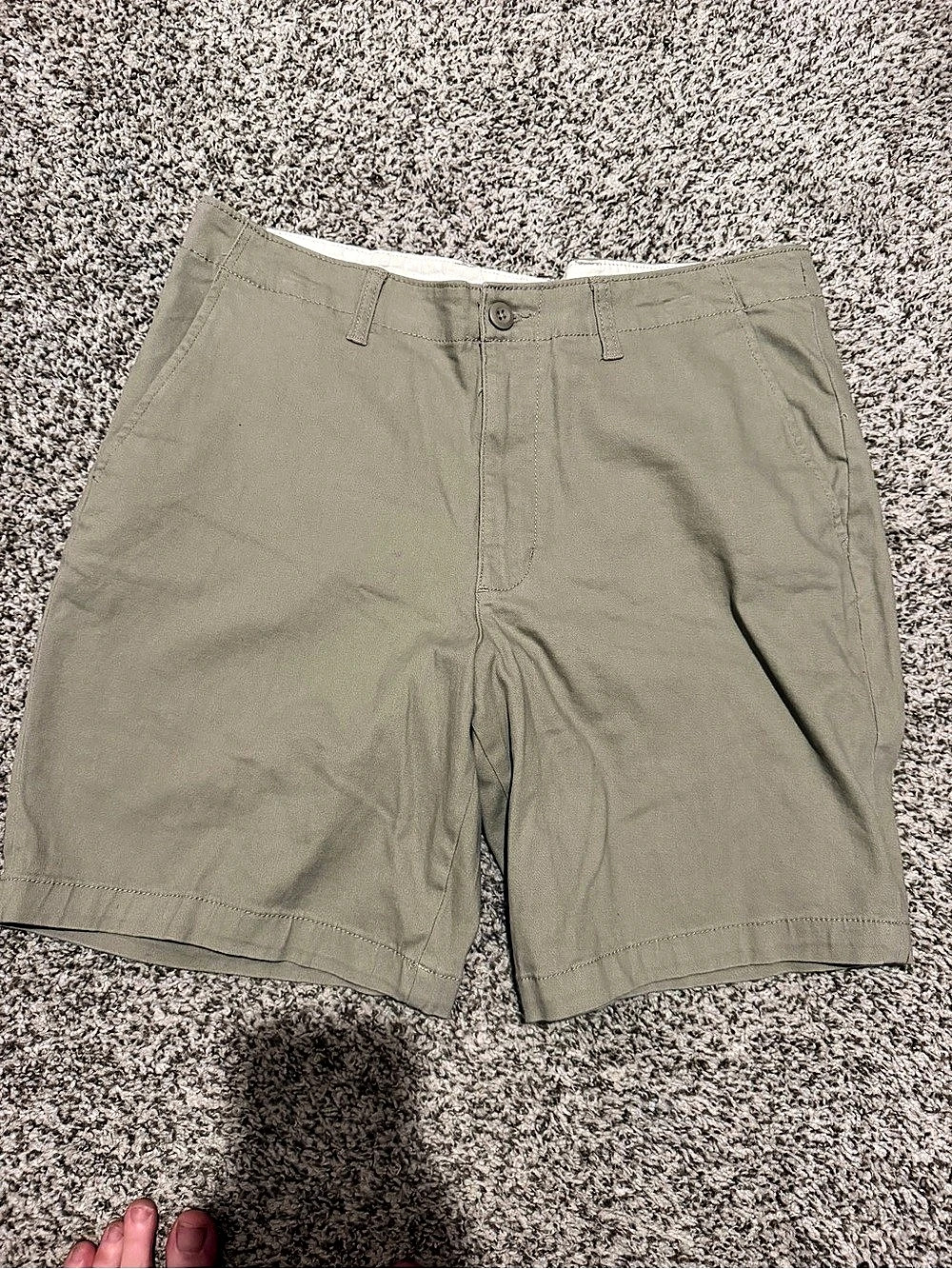 George Men's Flat Front Shorts in Green Size 34 Like New
